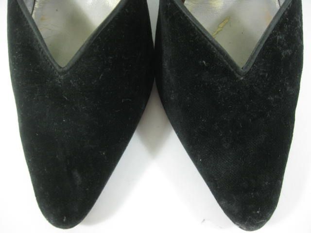 PETRA Classic Black Velvet Heels Shoes Sz 8.5  